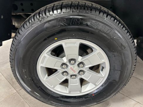 Used 2016 GMC Canyon 2WD Crew Cab w/ Convenience Package image 11