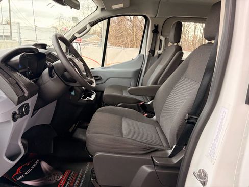 Used 2019 Ford Transit 350 XL image 15