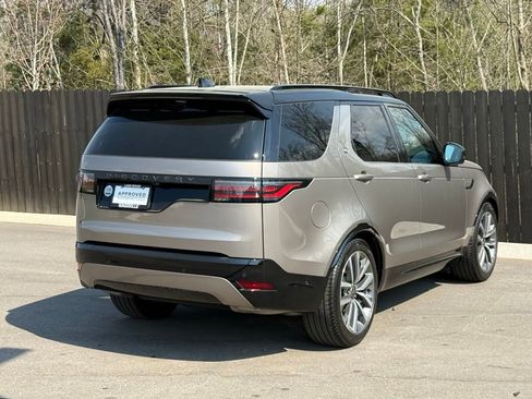Certified 2025 Land Rover Discovery Dynamic SE AWD/4WD image 6