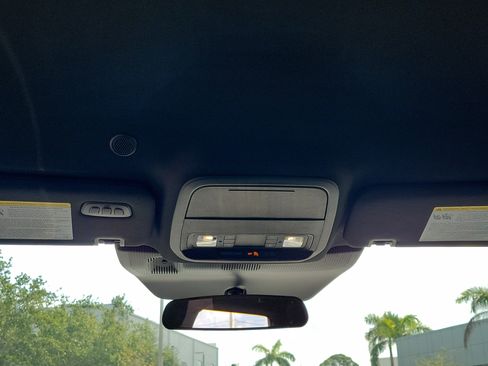 Used 2026 Ford Explorer ST-Line RWD image 19