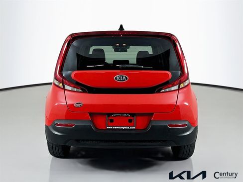 Certified 2021 Kia Soul LX FWD image 6