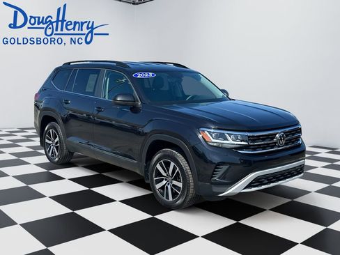 Used 2023 Volkswagen Atlas SE AWD/4WD image 7