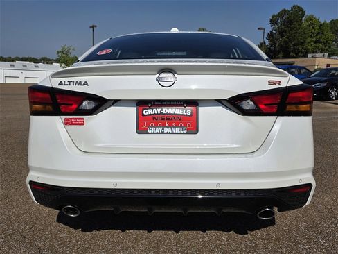 New 2025 Nissan Altima 2.5 SR w/ SR Premium Package image 4