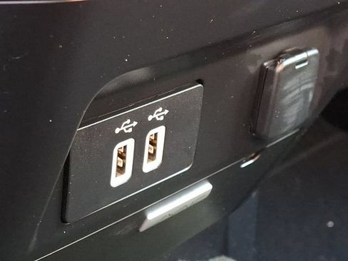 Used 2017 Ford F250 XLT w/ XLT Value Package AWD/4WD image 25