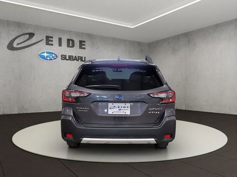 Used 2025 Subaru Outback Limited AWD/4WD image 6