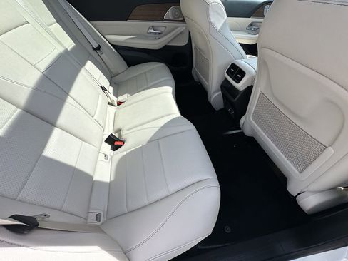 Certified 2025 Mercedes-Benz GLE 350 4MATIC image 18