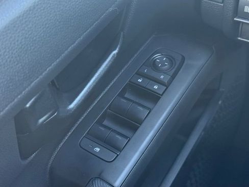 Used 2025 Toyota Tacoma SR image 25