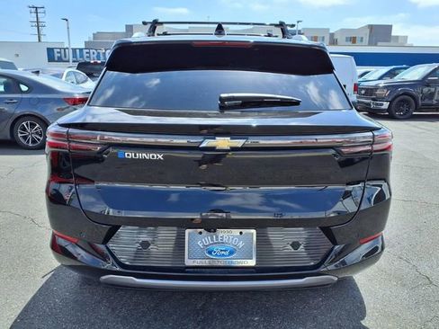 Used 2025 Chevrolet Equinox EV LT w/ Convenience Package FWD image 20