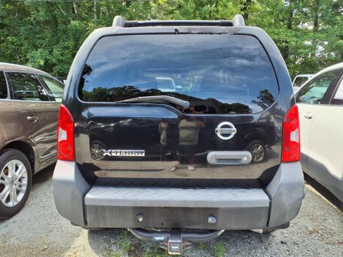 Used 2006 Nissan Xterra S w/ (U01) Utility Pkg image 2