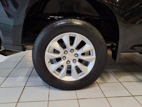 Used 2022 Chevrolet Silverado 1500 Custom AWD/4WD image 8