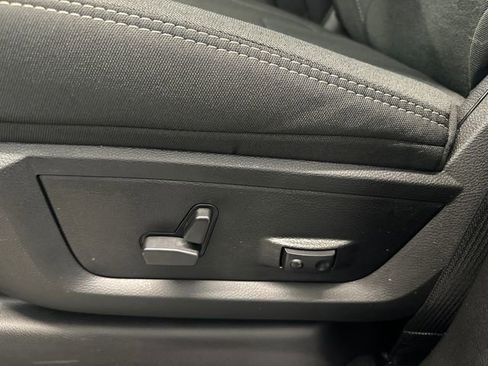 New 2026 RAM 3500 Big Horn AWD/4WD image 23