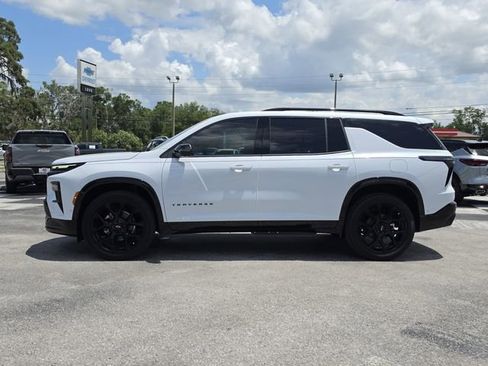 New 2026 Chevrolet Traverse RS w/ LPO, Floor Liner Package FWD image 2