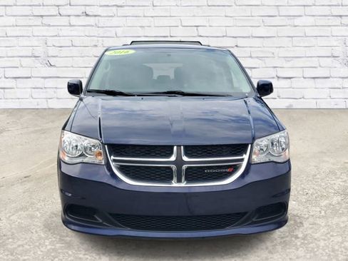 Used 2016 Dodge Grand Caravan SXT w/ Rear Park Assist Package FWD image 6