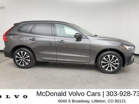 Certified 2025 Volvo XC60 B5 Plus AWD/4WD image 9