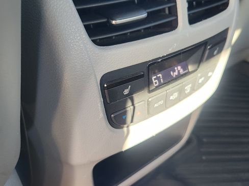 Used 2017 Acura MDX SH-AWD w/ Advance Package image 16