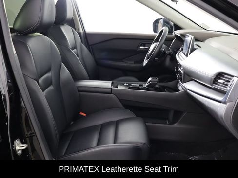 Used 2023 Nissan Rogue SV w/ SV Premium B Package FWD image 18