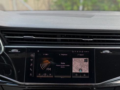 Used 2021 Audi Q8 Premium Plus w/ Premium Plus Package AWD/4WD image 26