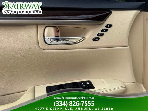 Used 2014 Lexus ES 350 w/ Luxury Package FWD image 15