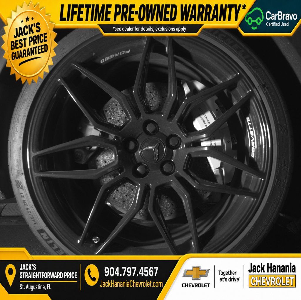 Used 2025 Chevrolet Corvette Z06 w/ Stealth Interior Trim Package RWD image 21