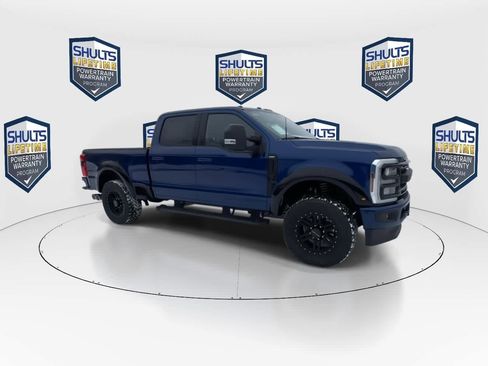 New 2026 Ford F250 Lariat w/ Black Appearance Package image 2