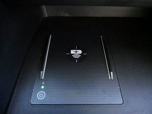 Used 2025 Honda Pilot EX-L image 27