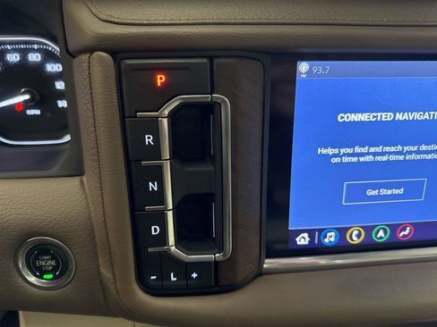 Used 2021 GMC Yukon XL Denali w/ LPO, Illumination Package image 25