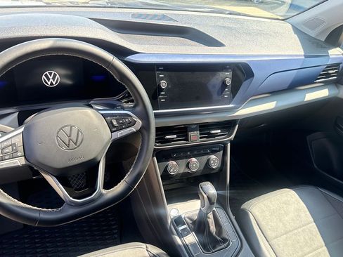 Used 2022 Volkswagen Taos SE image 12