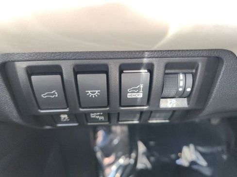 Certified 2021 Subaru Ascent Touring image 47