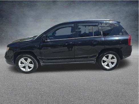 Used 2014 Jeep Compass Latitude w/ Sun/Sound Group image 8