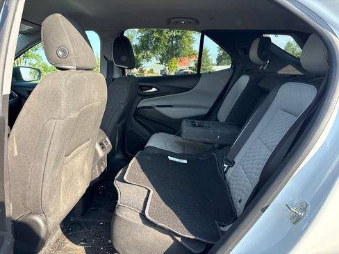 Used 2019 Chevrolet Equinox LS w/ LS Convenience Package AWD/4WD image 13