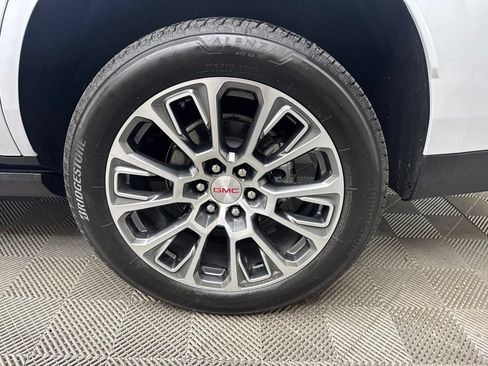 New 2026 GMC Yukon Denali w/ Denali Reserve Package RWD image 4