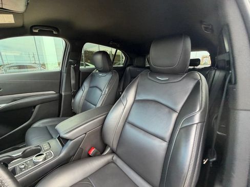 Used 2025 Cadillac XT4 Premium Luxury AWD/4WD image 14