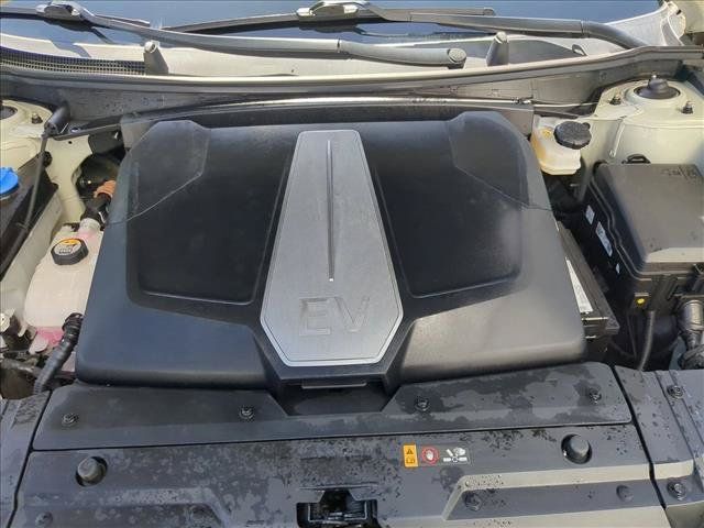 Used 2022 Kia EV6 Wind w/ Wind Technology Package AWD/4WD image 23