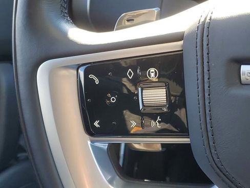 Used 2024 Land Rover Range Rover Autobiography image 16