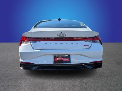 Used 2022 Hyundai Elantra SEL w/ Convenience + Premium Package