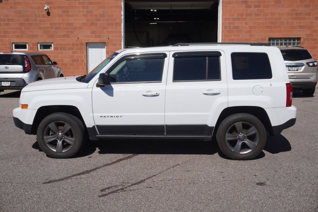 Used 2015 Jeep Patriot 4WD image 2