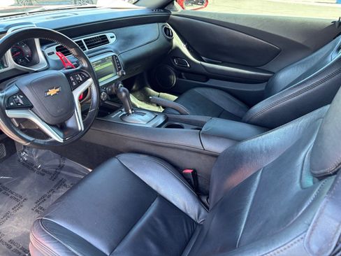 Used 2015 Chevrolet Camaro LT image 18