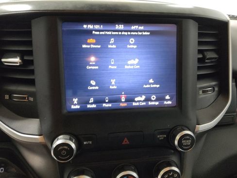 Used 2020 RAM 1500 Big Horn AWD/4WD image 25