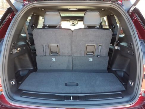 New 2025 Jeep Grand Cherokee L Limited image 16