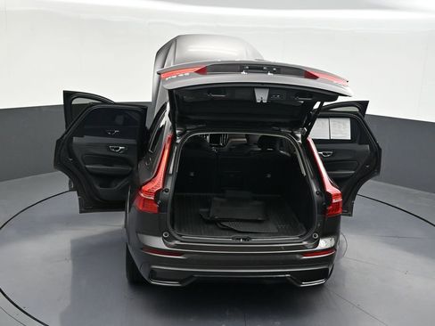 Used 2024 Volvo XC60 B5 Ultimate AWD/4WD image 35