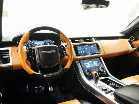 Used 2022 Land Rover Range Rover Sport SVR image 21