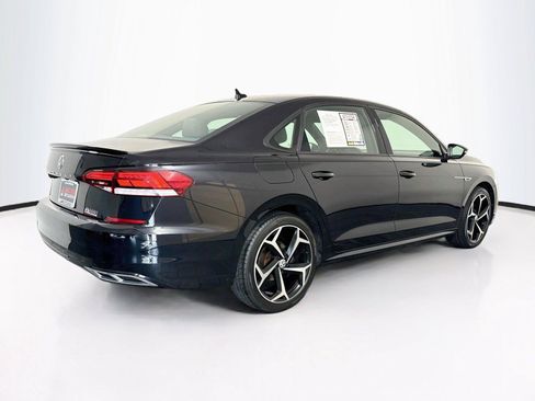 Used 2021 Volkswagen Passat 2.0T R-Line FWD image 6