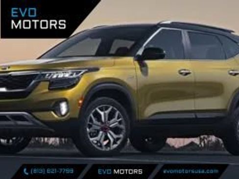 Used 2021 Kia Seltos EX AWD/4WD image 1