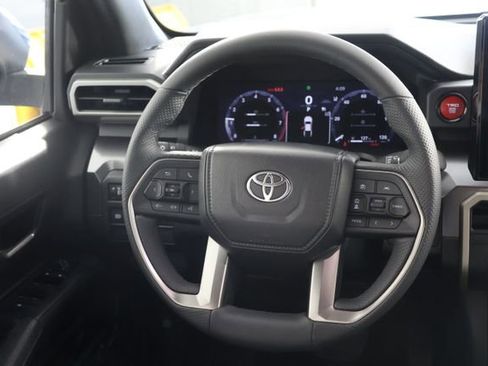 Used 2026 Toyota Tacoma TRD Off-Road AWD/4WD image 10
