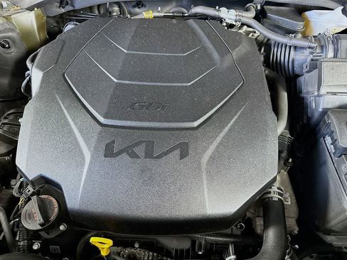 Used 2023 Kia Telluride SX X-Pro AWD/4WD image 9