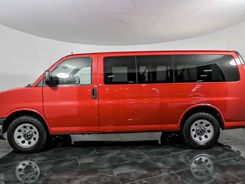 Used 2014 GMC Savana 1500 LT w/ LT Preferred Equipment Group image 7