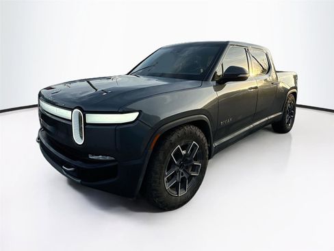 Used 2022 Rivian R1T Launch Edition image 3