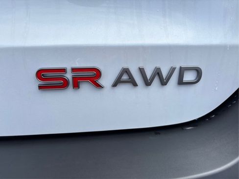 New 2026 Nissan Kicks SR w/ Cold Weather Package AWD/4WD image 14