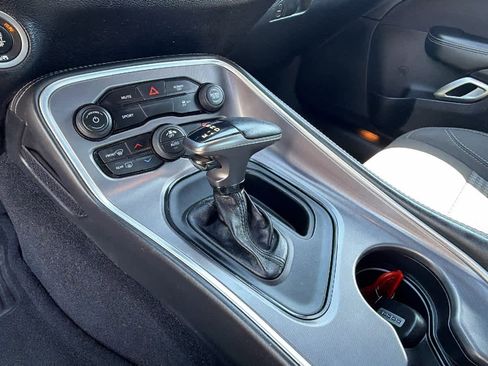 Used 2020 Dodge Challenger SXT RWD image 12