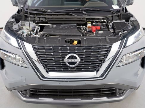 Used 2023 Nissan Rogue SL w/ SL Premium Package image 7